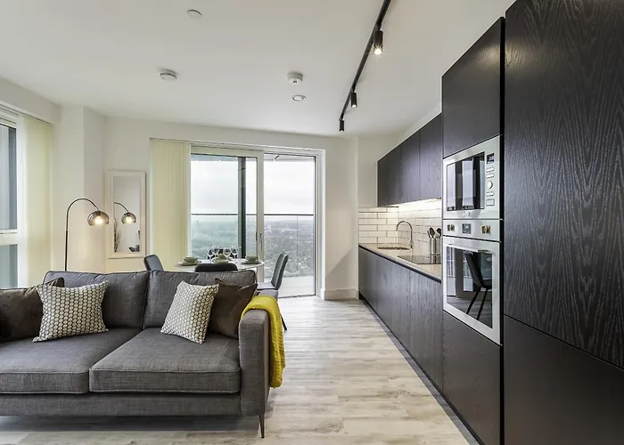 North Acton II - 2 Bedrooms - 2 Bathrooms - Balcony
