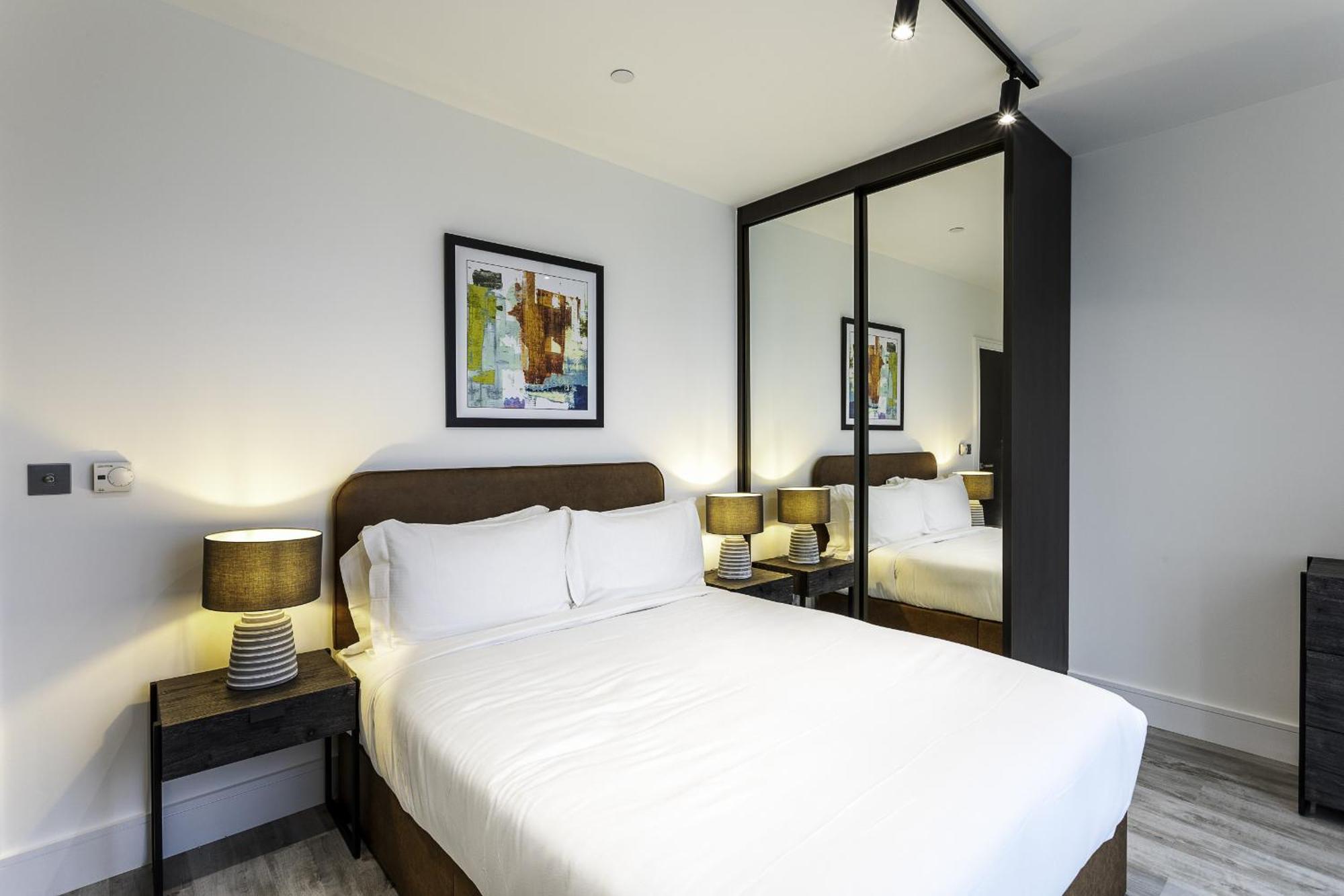 North Acton Ii - 2 Bedrooms - 2 Bathrooms - Balcony London
