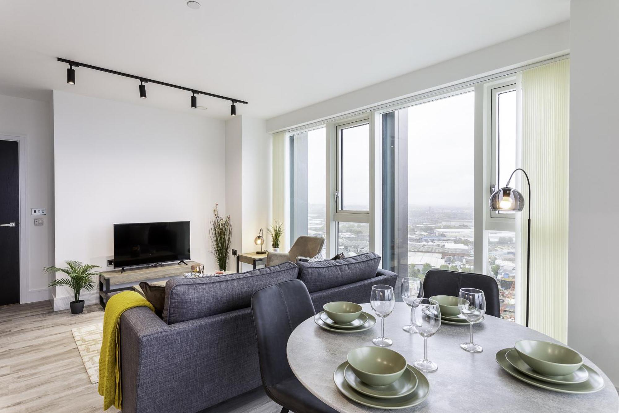 Apartment North Acton Ii - 2 Bedrooms - 2 Bathrooms - Balcony